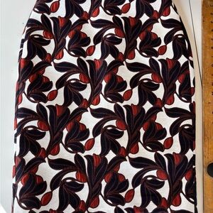 Ann Taylor Elegant Floral Patterned Skirt-NWOT-Size 0
